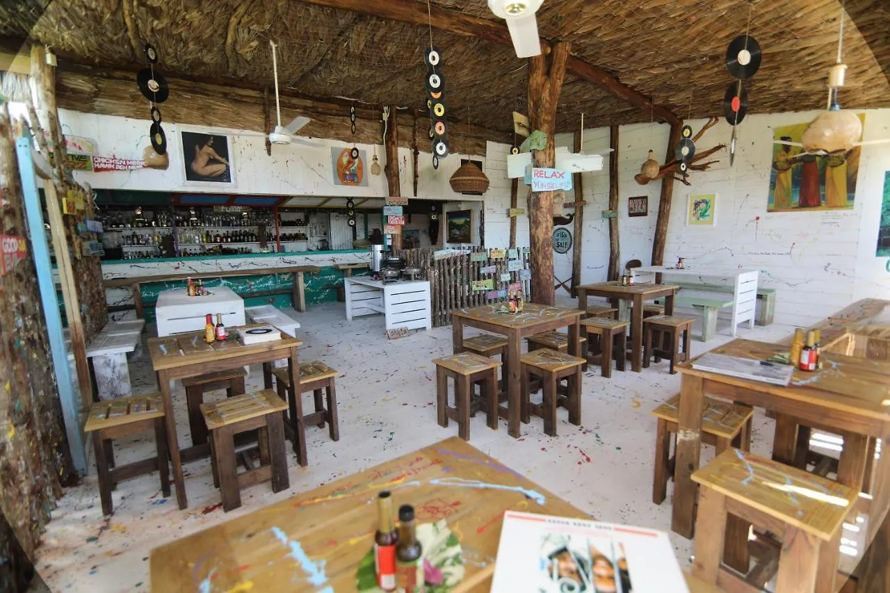 Wild Coffee Retreat Hotel Negril